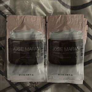 50 Josie Maran Argan Oil Face Butter Sachets